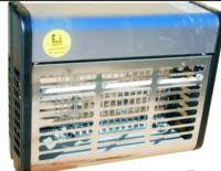 Przeszkadzają Ci chmary komarów? Wypróbuj repelenty na owady.